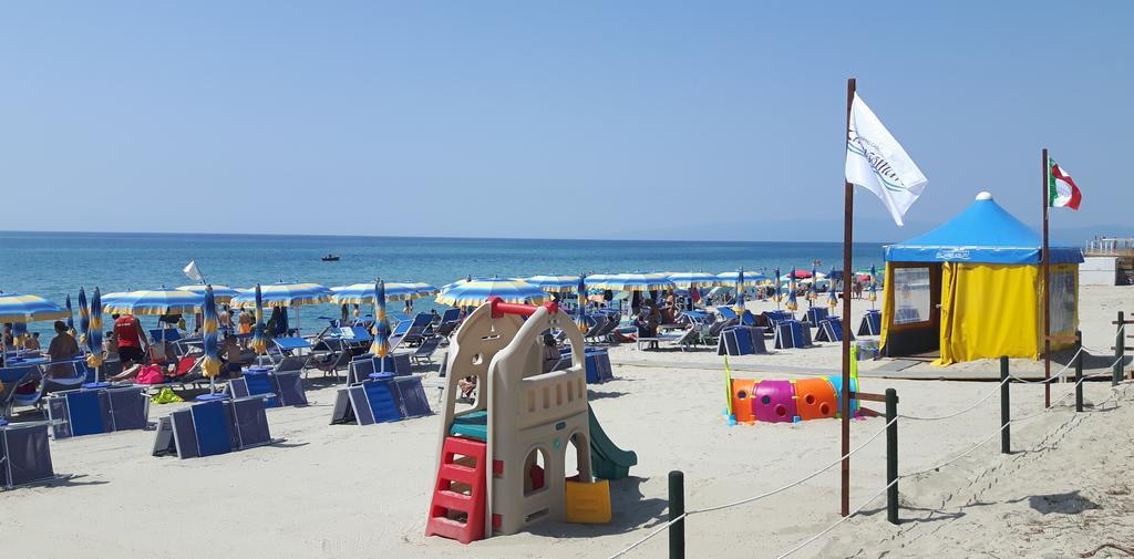 Villaggio Camping Lungomare Cropani Eksteriør billede