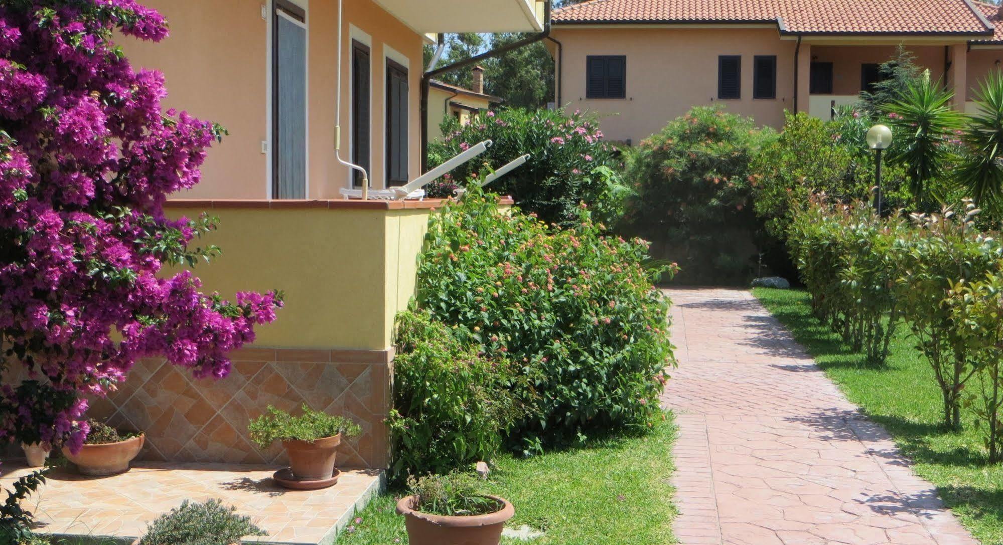 Villaggio Camping Lungomare Cropani Eksteriør billede