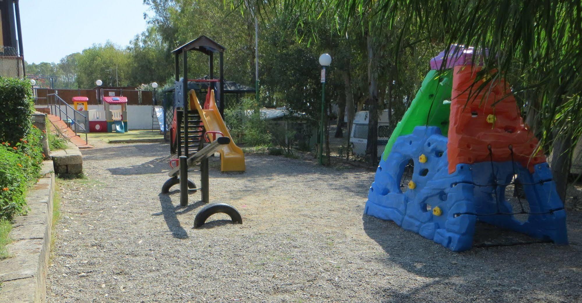 Villaggio Camping Lungomare Cropani Eksteriør billede